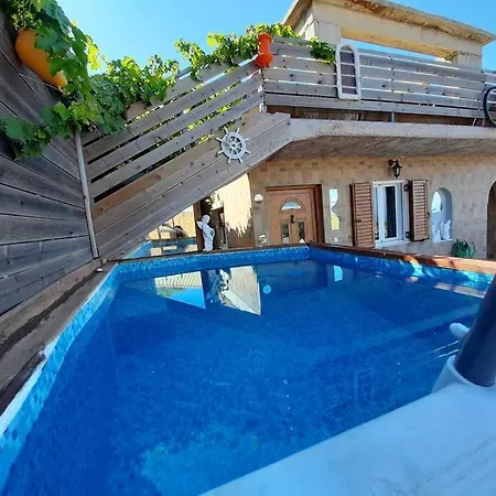 Casa de Férias Nigel Ano Volimes